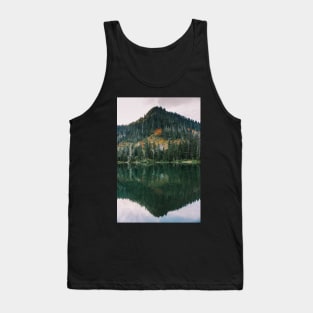 Mountain lake reflection at Lake 22 in Granite Falls,Washington Tank Top